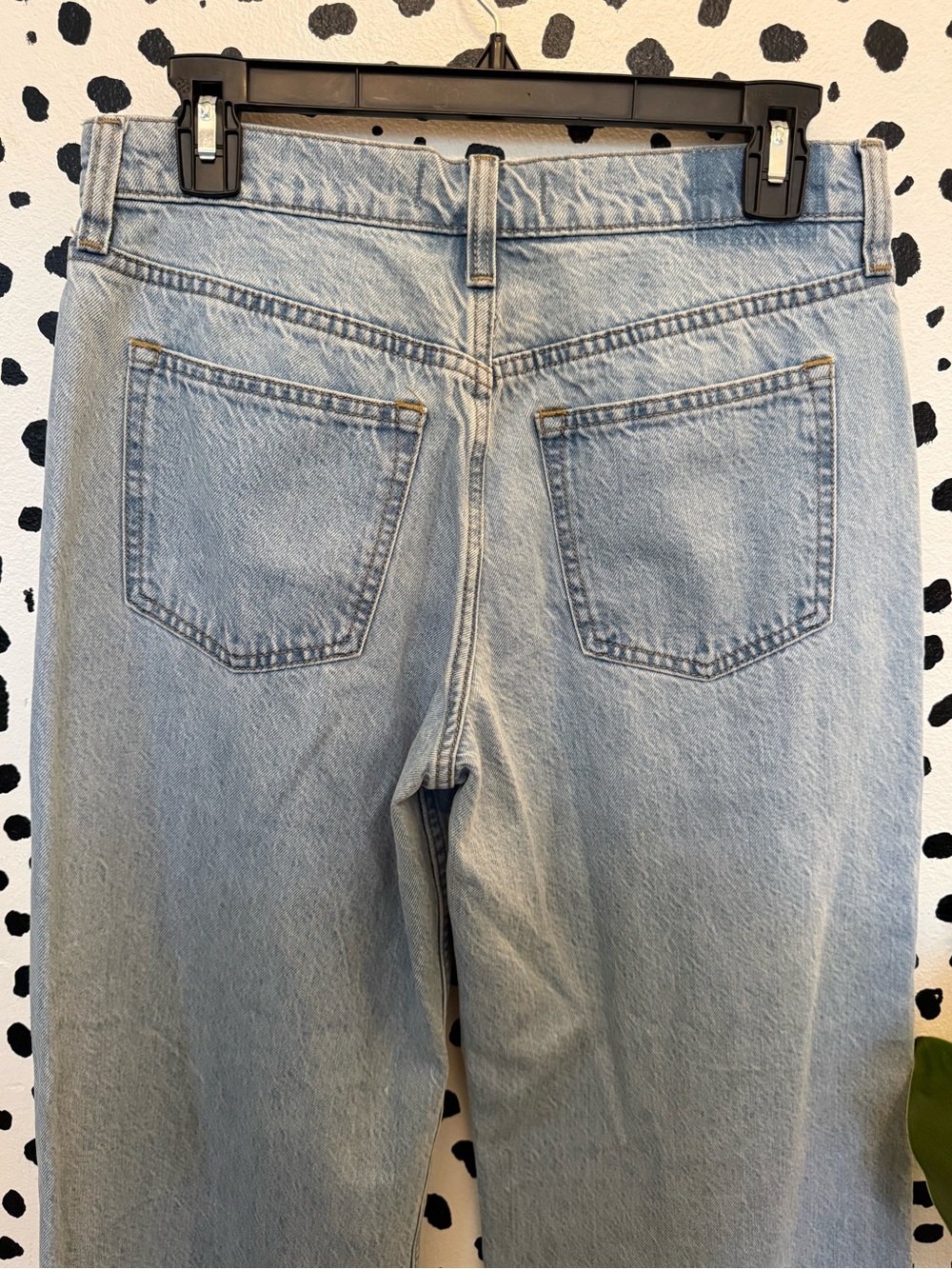 Abercrombie & Fitch Low Rise Ultra Loose Jeans NWT - Picture 6 of 9